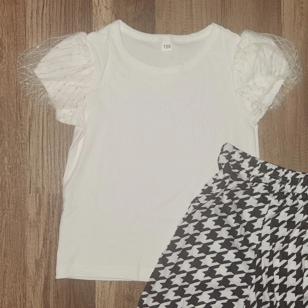 Bama Houndstooth  2pc White Decorative top w/ matching Bellbottoms Size 3/4 New!